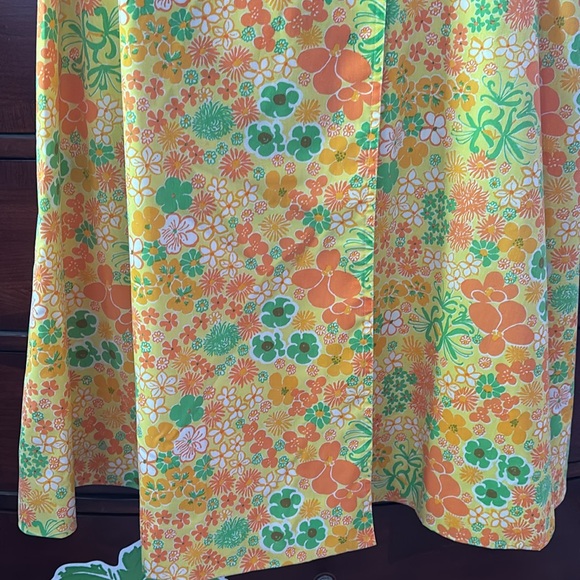 Lilly Pulitzer Vintage “The Lilly” Floral Print Wrap Skirt with Patch Pocket - Picture 10 of 13